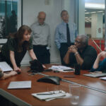 (from left) Jodi Kantor (Zoe Kazan), Megan Twohey (Carey Mulligan), Matt Purdy (Frank Wood), David McCraw (Gregg Edelman), Dean Baquet (Andre Braugher) and Rebecca Corbett (Patricia Clarkson) in She Said, directed by Maria Schrader.